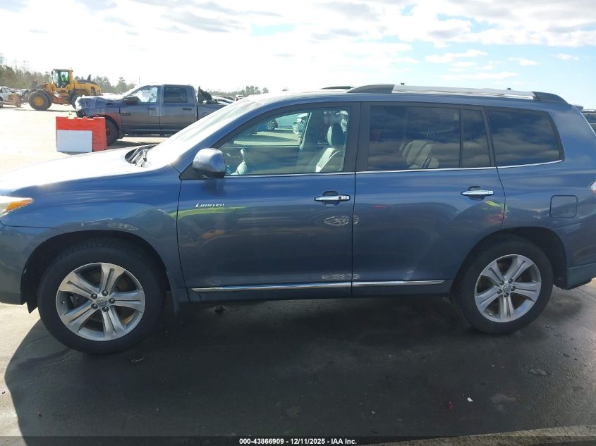 2012 Toyota Highlander Limited V6 VIN: 5TDDK3EH0CS097682 Lot: 43866909