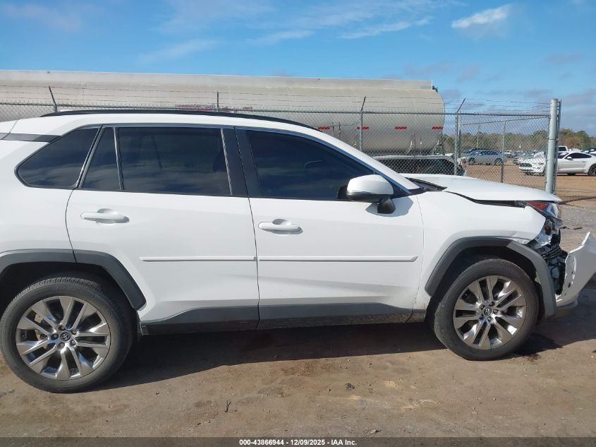 2020 Toyota Rav4 Xle Premium VIN: 2T3C1RFV4LW092540 Lot: 43866944