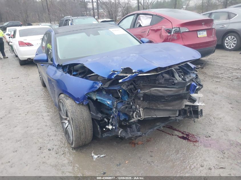 GENESIS G70 3.3T RWD