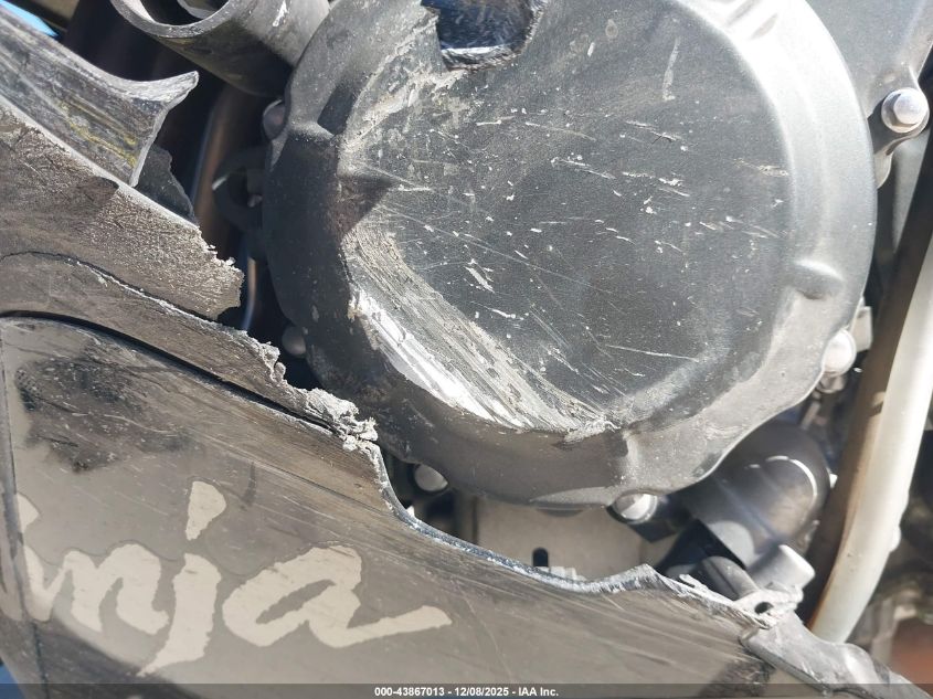 2025 Kawasaki Zx400 P VIN: ML5ZXCP12SDA31567 Lot: 43867013