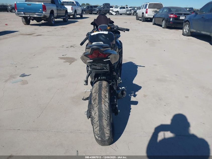 2025 Kawasaki Zx400 P VIN: ML5ZXCP12SDA31567 Lot: 43867013