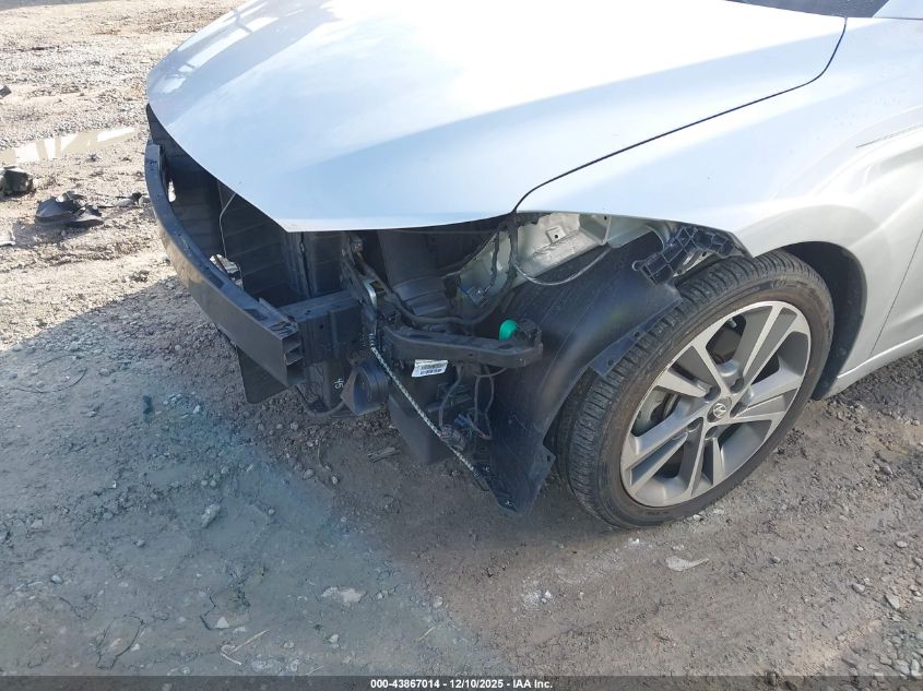 2017 Hyundai Elantra Limited VIN: 5NPD84LF2HH028818 Lot: 43867014