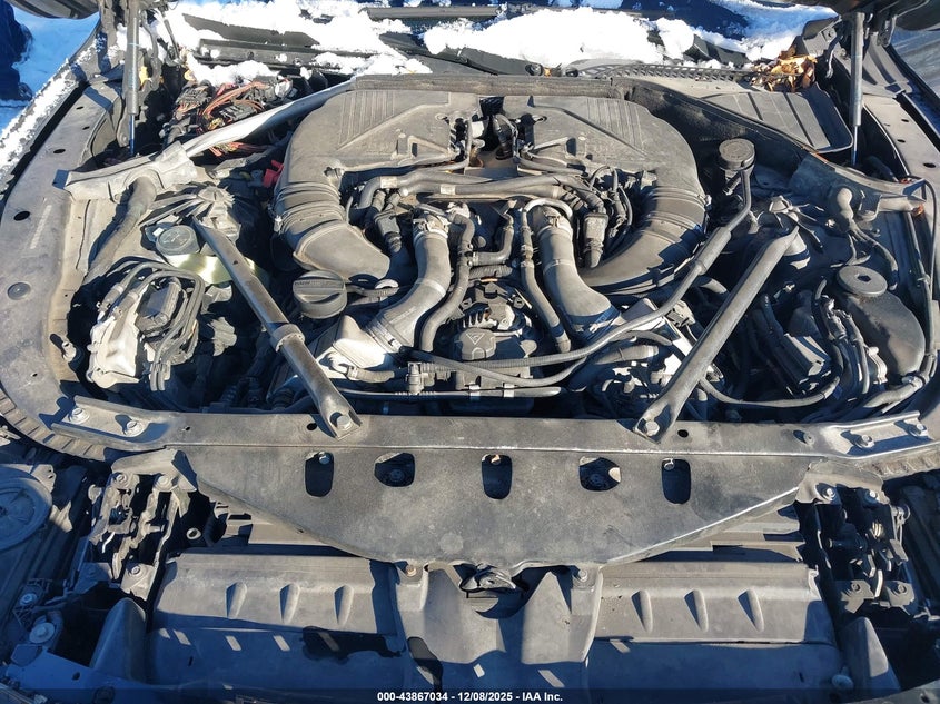 WBAYF8C59DD141636 2013 BMW 7ER photo no. 10