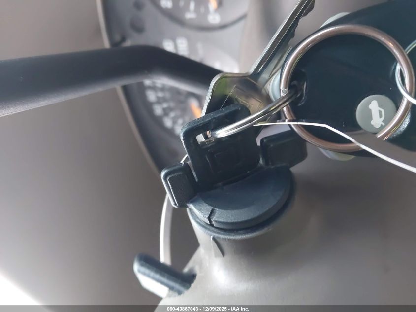 1999 Chevrolet Lumina VIN: 2G1WL52M0X9151945 Lot: 43867043