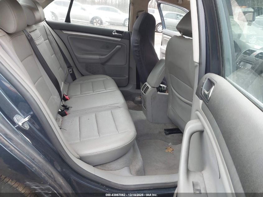 2005 Volkswagen Jetta 2.5 VIN: 3VWSF71K15M635648 Lot: 43867062