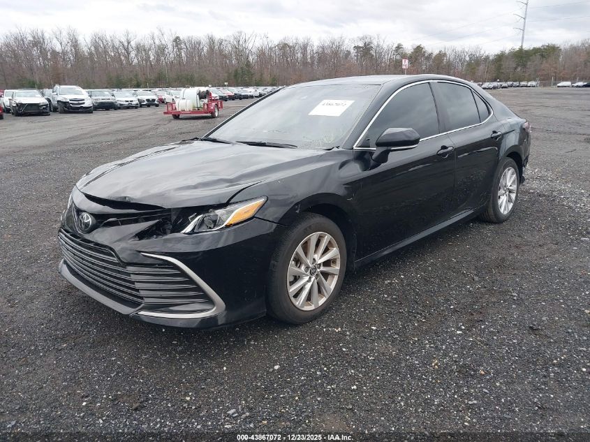 2023 Toyota Camry Le