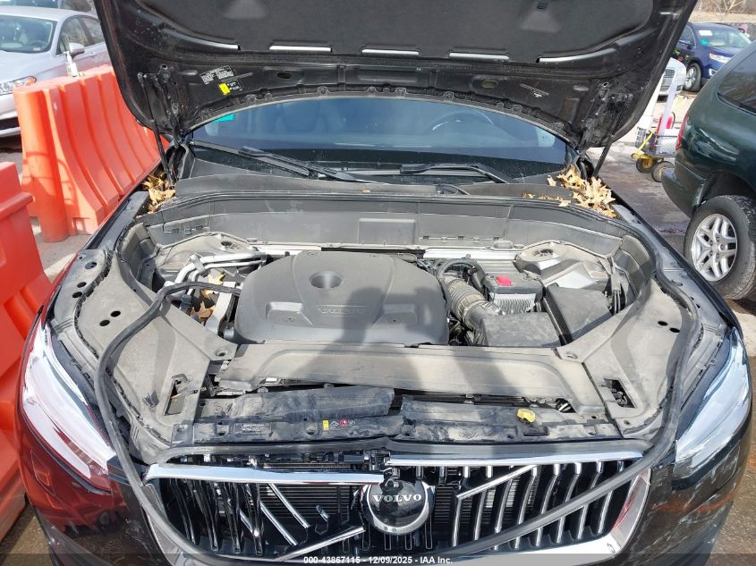 2022 Volvo Xc90 T6 Momentum 6 Passenger VIN: YV4A221K2N1811615 Lot: 43867115