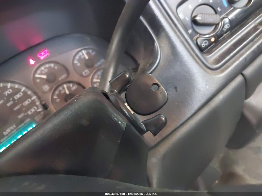 2000 Chevrolet Silverado 1500 VIN: 1GCEK14V4YE424839 Lot: 43867160