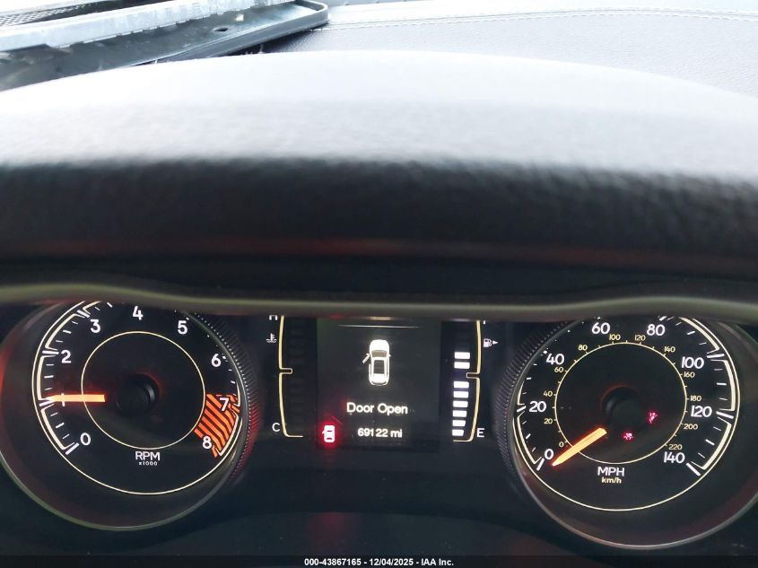 2014 Jeep Cherokee Latitude VIN: 1C4PJLCS3EW167273 Lot: 43867165