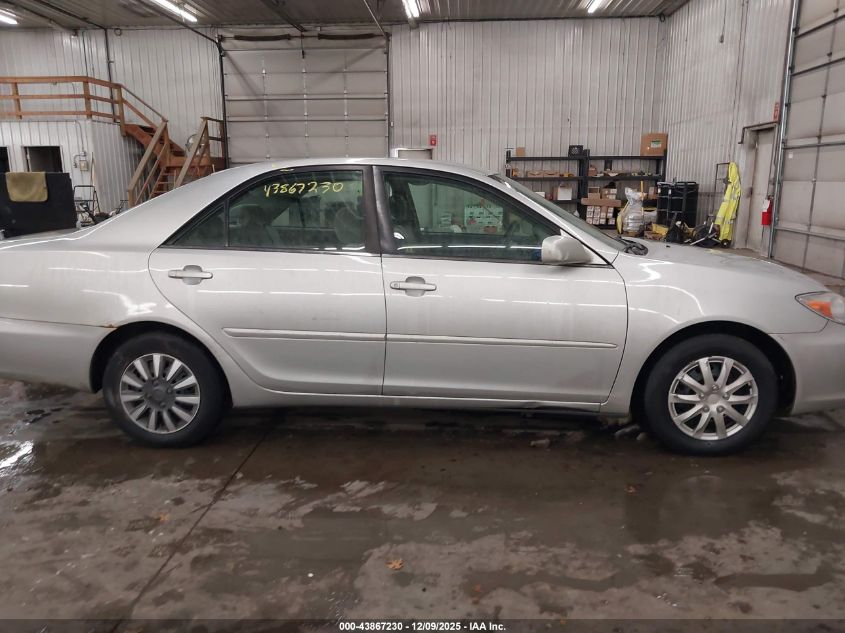 2002 Toyota Camry Le VIN: 4T1BE32K72U111954 Lot: 43867230