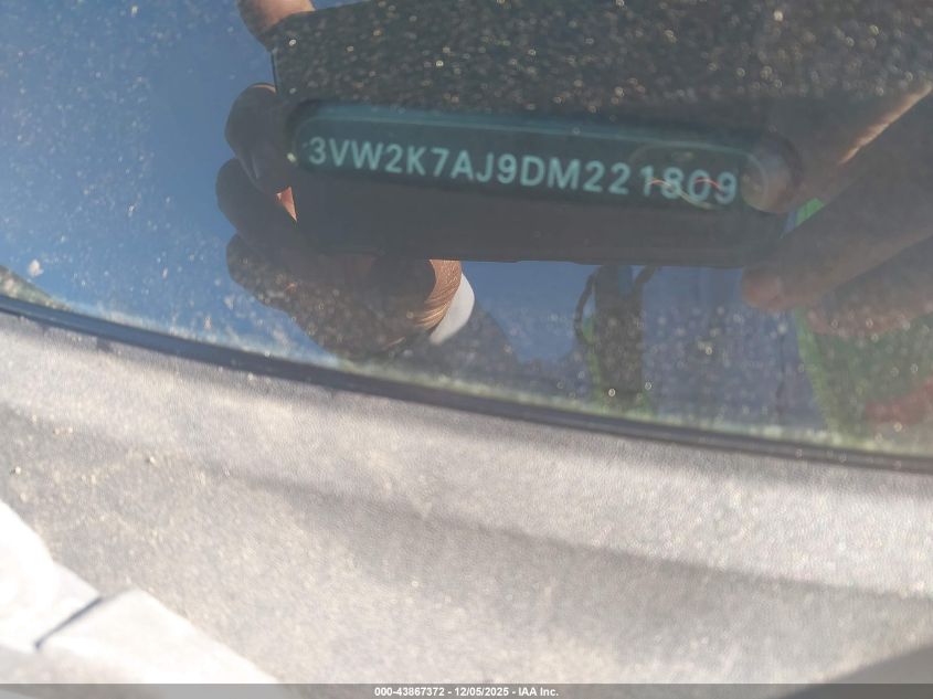 2013 Volkswagen Jetta 2.0L S VIN: 3VW2K7AJ9DM221809 Lot: 43867372