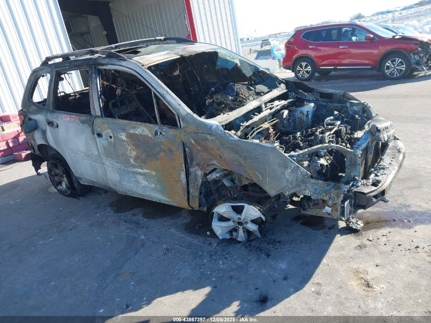 SUBARU FORESTER 2.5I PREMIUM