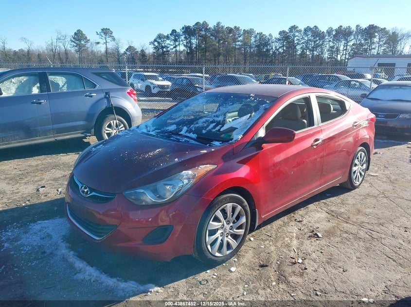 5NPDH4AE5DH185182 2013 HYUNDAI ELANTRA photo no. 2