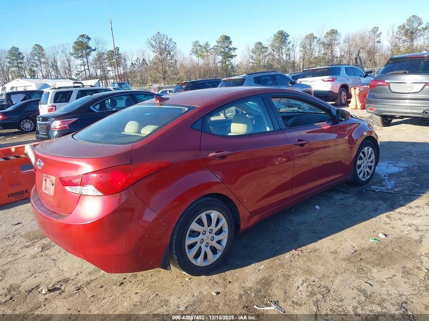 5NPDH4AE5DH185182 2013 HYUNDAI ELANTRA photo no. 4