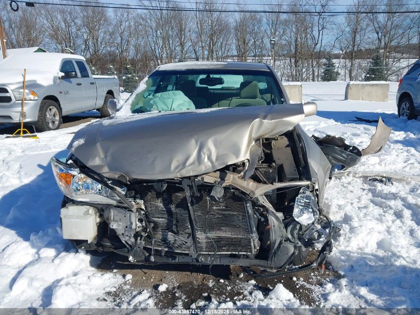 2003 Toyota Camry Xle VIN: 4T1BE30K33U758324 Lot: 43867470