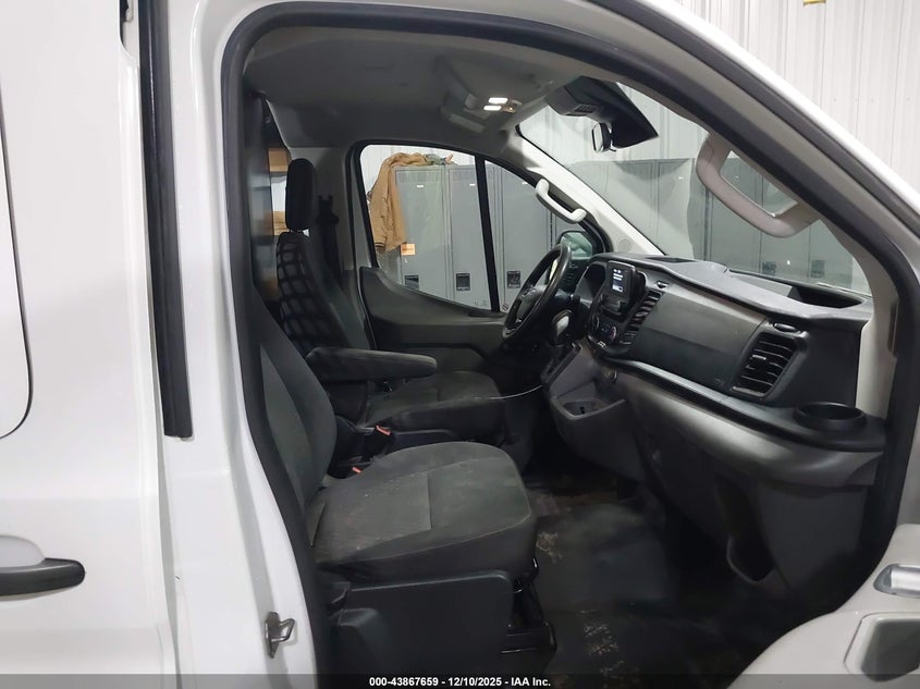 2021 Ford Transit-250