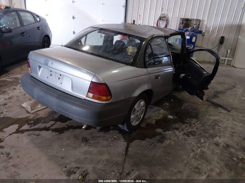 1G8ZH5282XZ166892 1999 SATURN SL photo no. 4