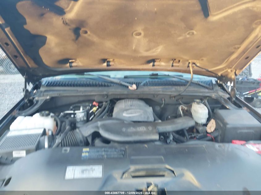 2004 Chevrolet Tahoe Ls VIN: 1GNEK13TX4J271327 Lot: 43867709