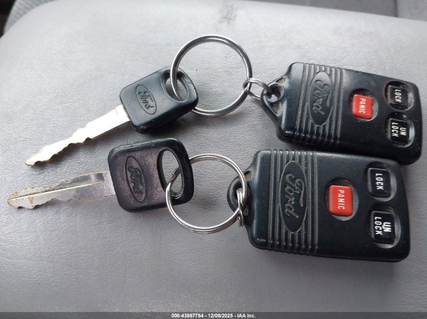 1996 Ford Explorer VIN: 1FMDU34XXTUA30243 Lot: 43867754