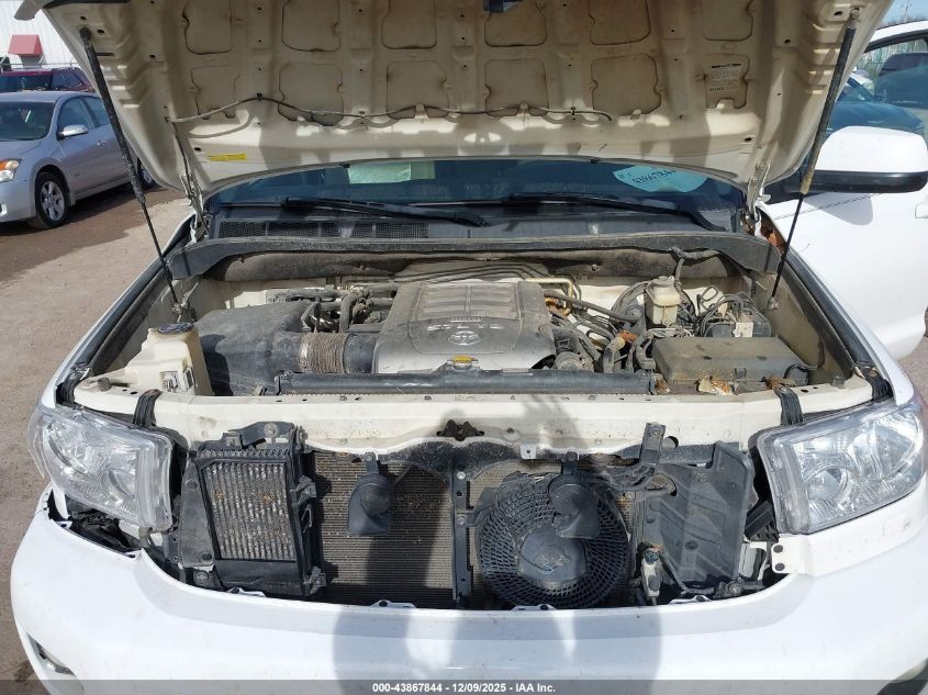 2008 Toyota Sequoia Sr5 5.7L V8 VIN: 5TDBY64A28S000727 Lot: 43867844