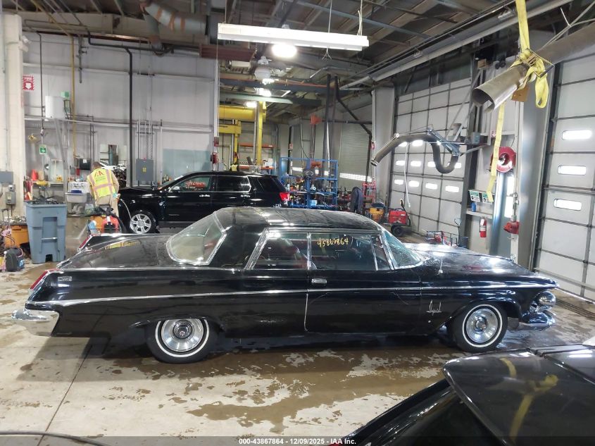 1963 Chrysler Imperial VIN: 00000009233159757 Lot: 43867864