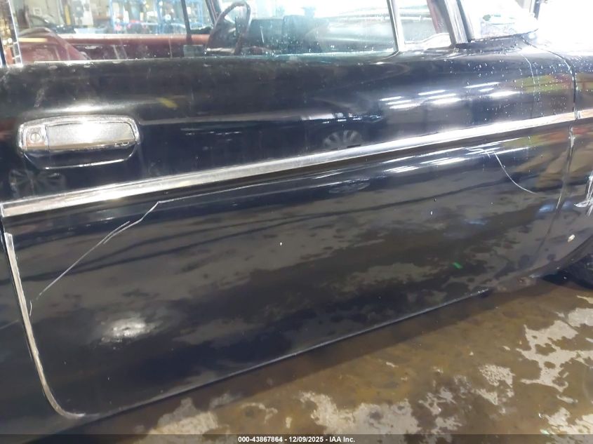 1963 Chrysler Imperial VIN: 00000009233159757 Lot: 43867864