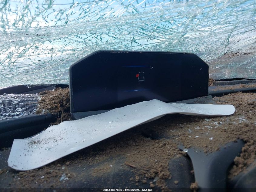 2026 Subaru Solterra VIN: JTMBDAFCOTJ001099 Lot: 43867866