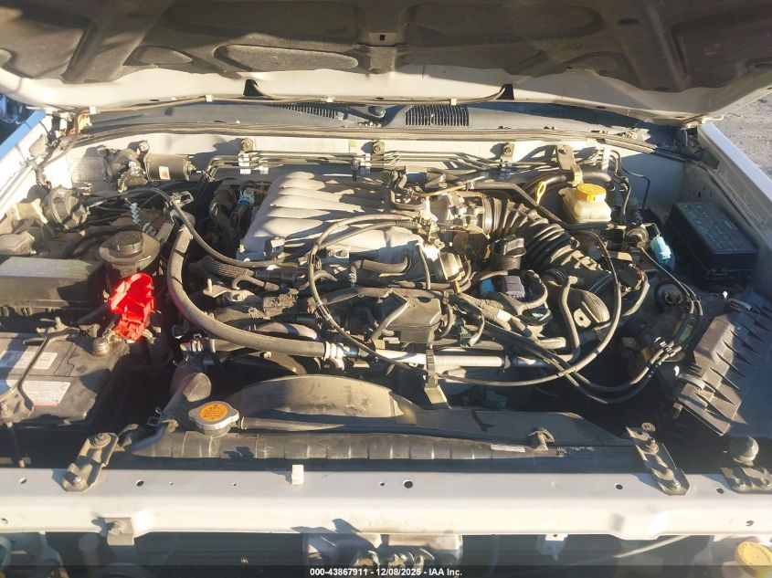 2002 Nissan Pathfinder Se VIN: JN8DR09X42W660568 Lot: 43867911