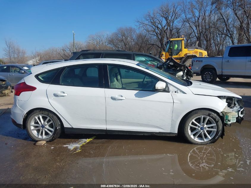 2016 Ford Focus Se VIN: 1FADP3K2XGL229202 Lot: 43867924