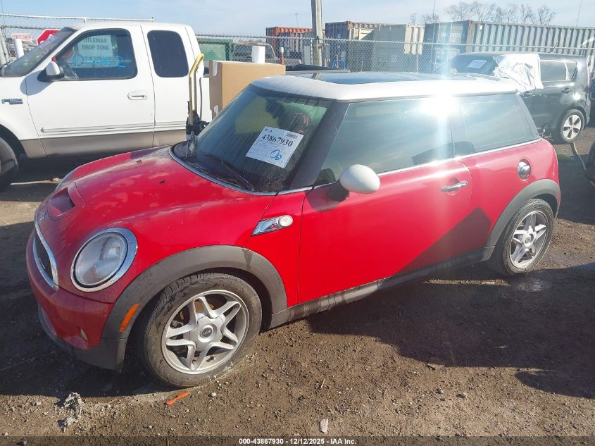 2009 Mini Cooper S VIN: WMWMF73559TW82589 Lot: 43867930