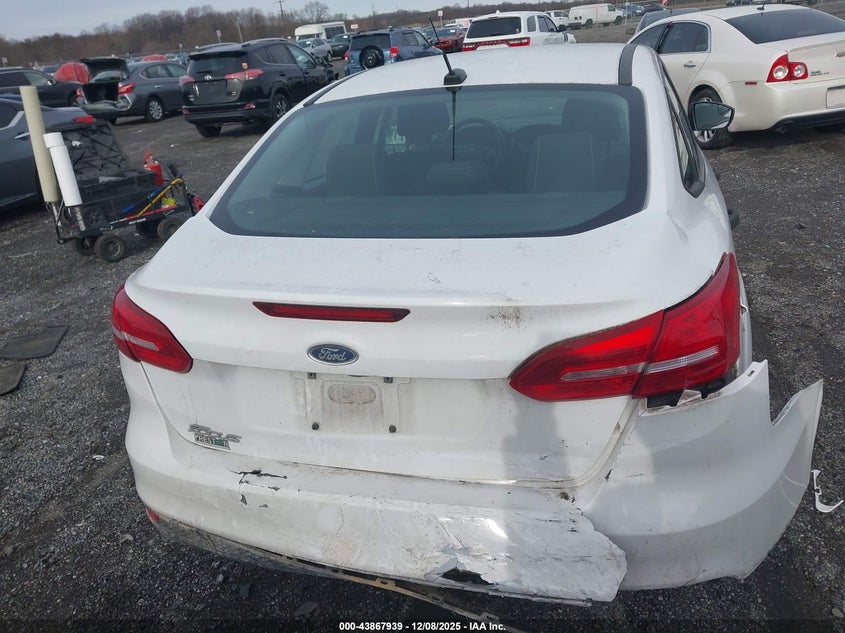 2017 Ford Focus S VIN: 1FADP3E23HL289626 Lot: 43867939