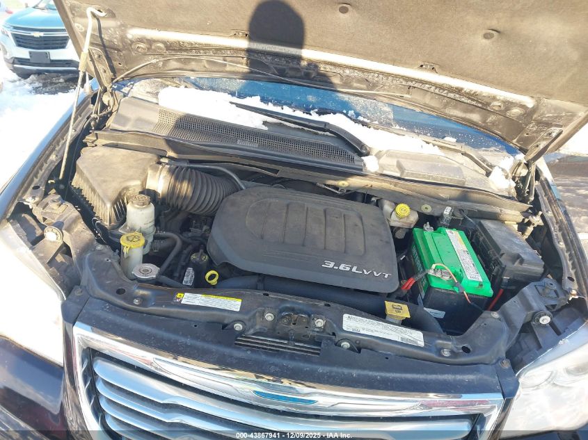 2012 Chrysler Town & Country Limited VIN: 2C4RC1GG1CR362601 Lot: 43867941