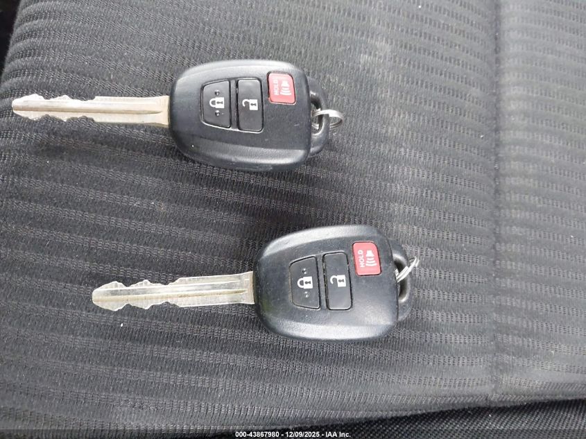 2018 Toyota Rav4 Le VIN: JTMZFREV3JJ181492 Lot: 43867980