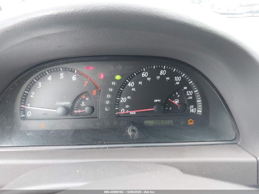 2004 Toyota Camry Le VIN: 4T1BE32K94U939345 Lot: 43868162