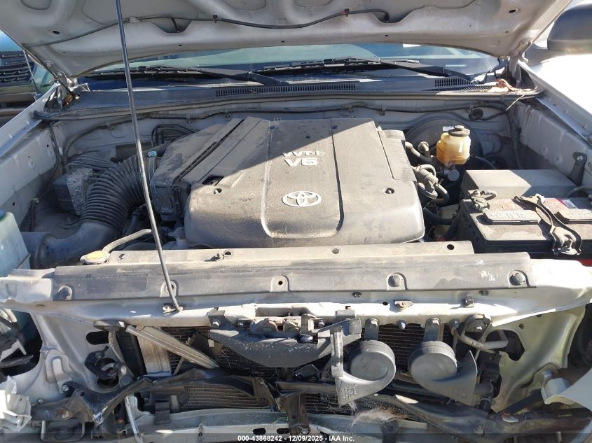 2010 Toyota Tacoma Prerunner V6 VIN: 5TETU4GN1AZ737218 Lot: 43868242