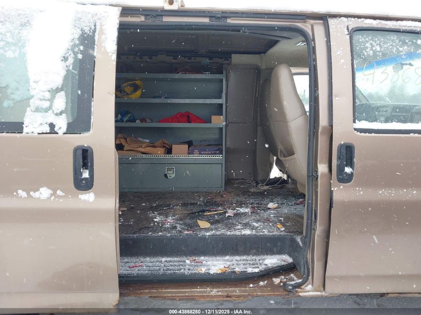 2003 GMC Savana Standard VIN: 1GTHG35U931114315 Lot: 43868280