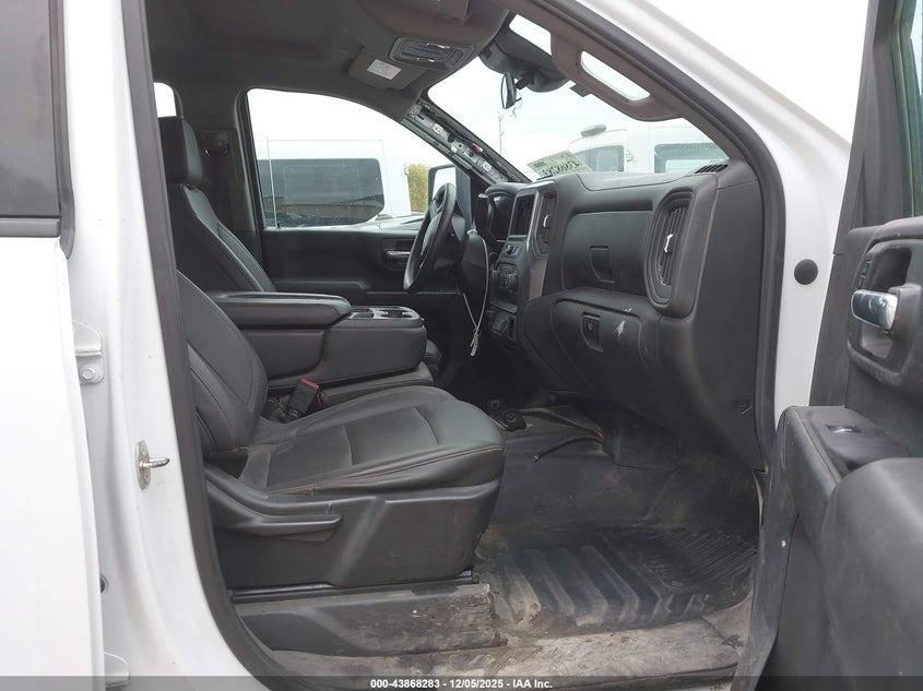 1GB4WRE72RF194698 2024 CHEVROLET SILVERADO photo no. 13