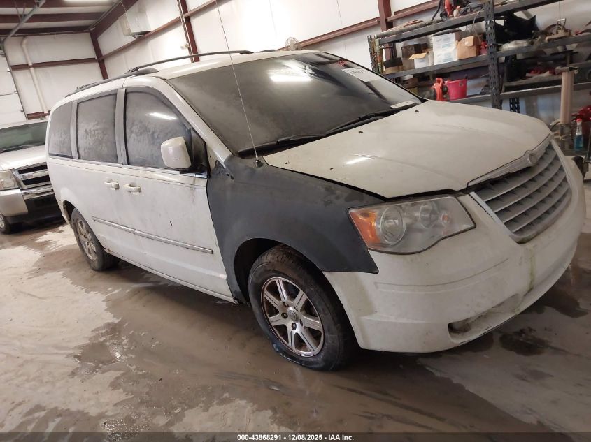 CHRYSLER TOWN & COUNTRY TOURING