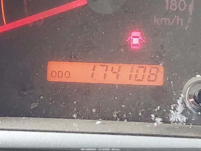 2010 Toyota Tundra Grade 5.7L V8 VIN: 5TFDY5F12AX118809 Lot: 43868308