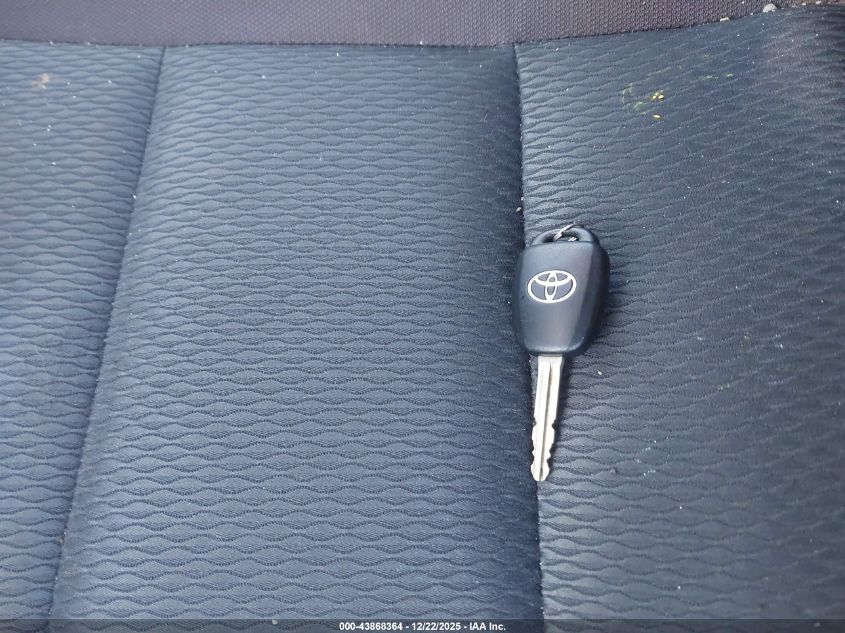 2018 Toyota Corolla Le VIN: 2T1BURHE2JC968660 Lot: 43868364