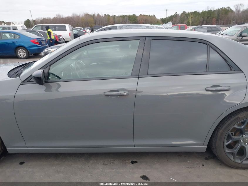 2019 Chrysler 300 Touring VIN: 2C3CCAAG7KH511424 Lot: 43868436