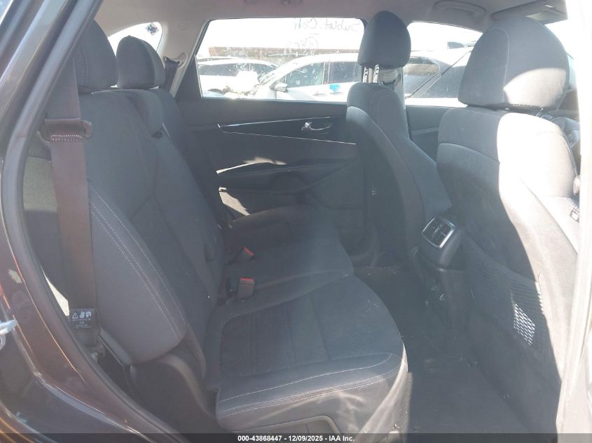 2018 Kia Sorento 2.4L Lx VIN: 5XYPG4A3XJG377134 Lot: 43868447