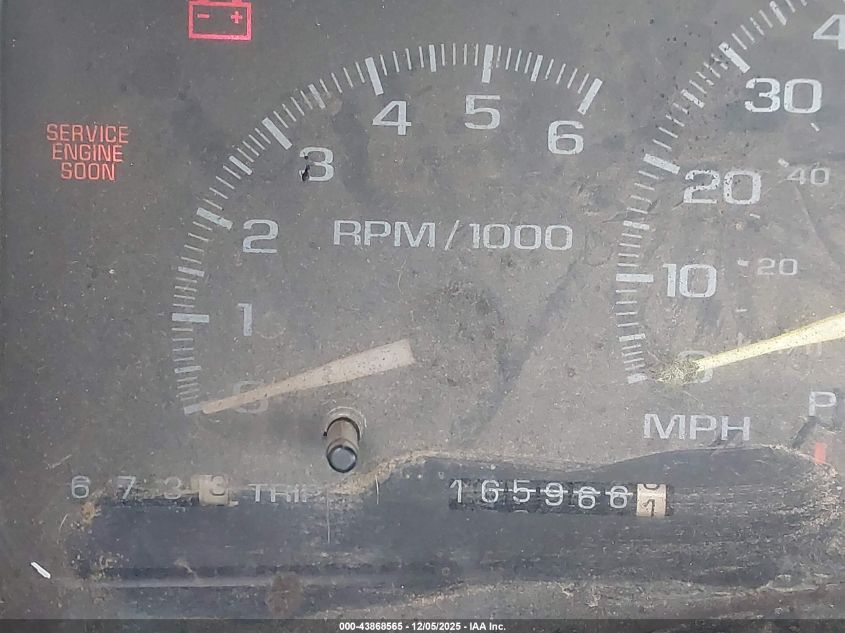 1997 Chevrolet C2500 Hd Fleetside VIN: 1GCGC24R7VE126585 Lot: 43868565