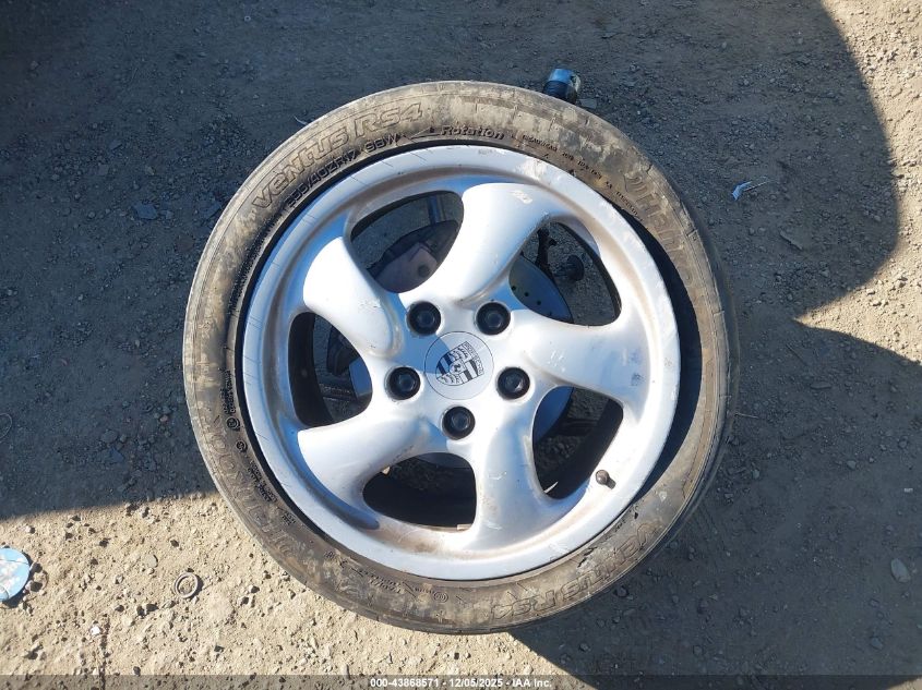 1999 Porsche Boxster VIN: WP0CA2987XU627571 Lot: 43868571