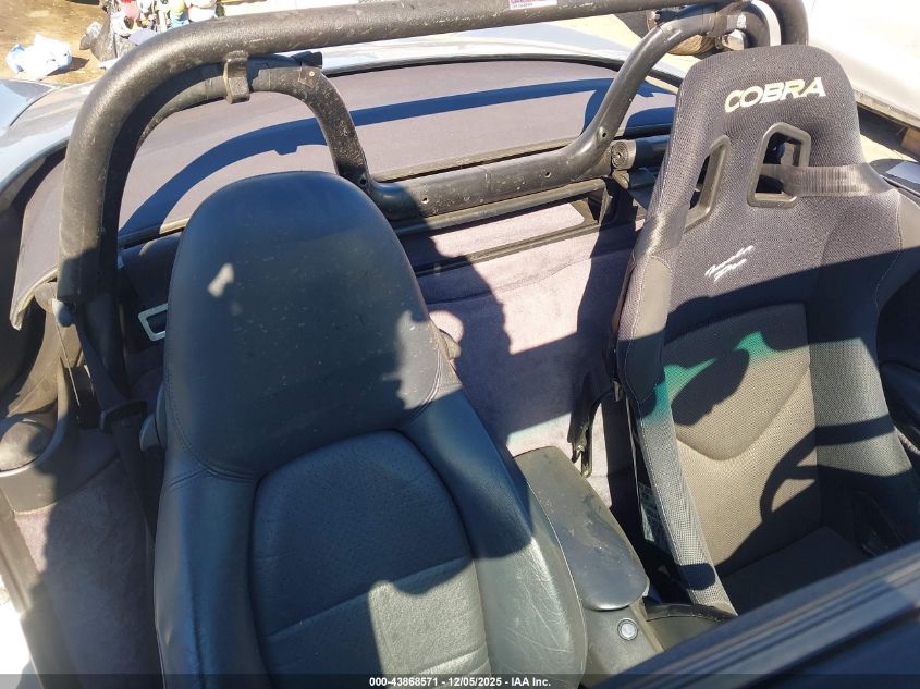 1999 Porsche Boxster VIN: WP0CA2987XU627571 Lot: 43868571