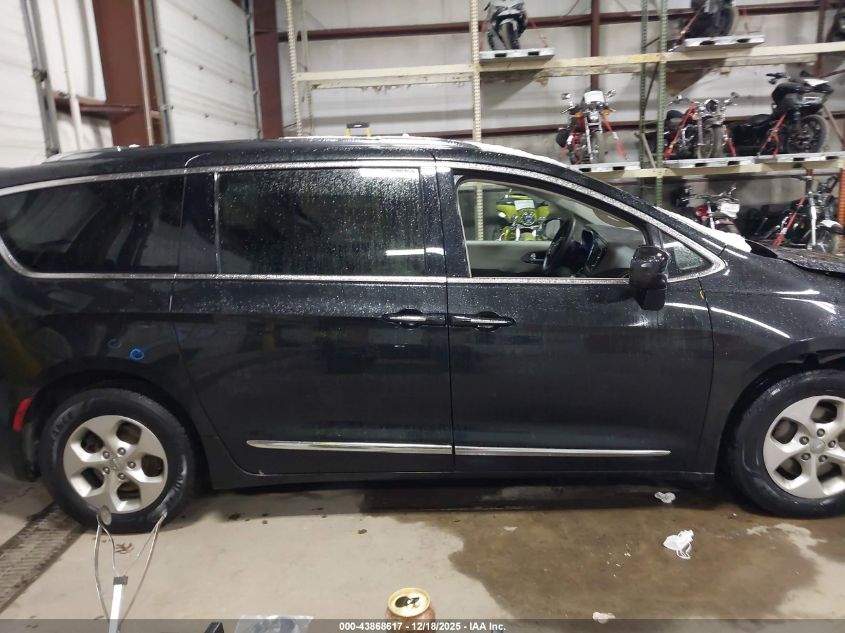2017 Chrysler Pacifica Touring-L Plus VIN: 2C4RC1EGXHR721096 Lot: 43868617
