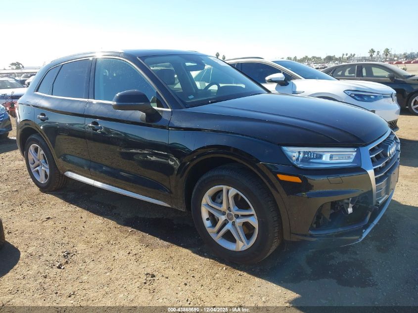 AUDI Q5 2.0T PREMIUM/2.0T TECH PREMIUM