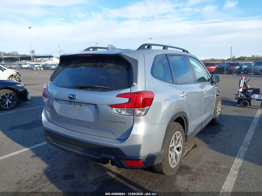 JF2SKAEC6PH468212 2023 SUBARU FORESTER photo no. 4