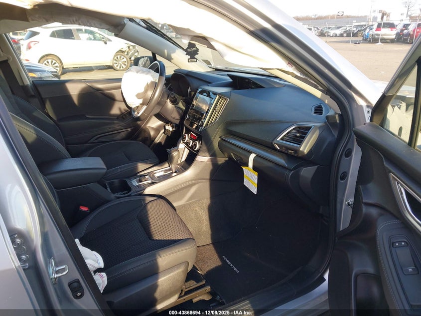 JF2SKAEC6PH468212 2023 SUBARU FORESTER photo no. 5