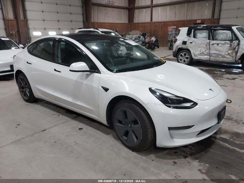TESLA MODEL 3 REAR-WHEEL DRIVE